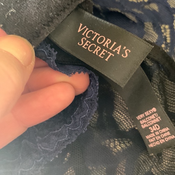 Bra - Picture 3 of 3